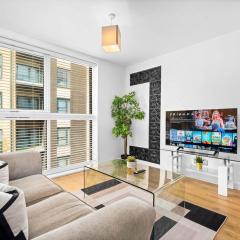 Stylish Apartment - City Centre - Free Netflix & Wifi - Parking - 304H