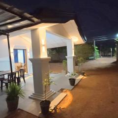 Sewana Holiday Home
