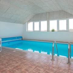 10 person holiday home in Ringkøbing
