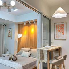 Azure staycation by Deluxe Enclave