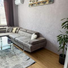 Sofia centre apartment, Metro, Netflix and Wi-fi