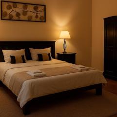 Mid Ultra Central Apartments, Self Check In