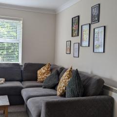 Stylish Monton apartment - No8 Westcliffe