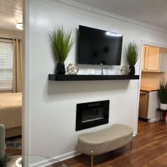 Hibiscus Retreat fully equipped guest studio
