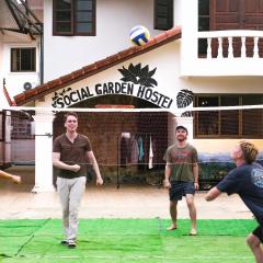 Social Garden Hostel