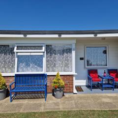 Sundowner D & A Holiday Home