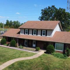 Newly remodeled 6BR in East Memphis Neighborhood