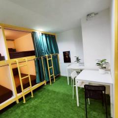 Banana Bunkhouse Hostel