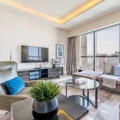 Prime Business Bay Stay, Near Dubai Mall And Burj Khalifa with Easy Metro Access, Damac Towers by Paramount B, Business Bay by Deluxe Holiday Homes