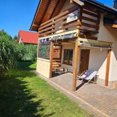 OSADA CZTERY PORY ROKU - DOM JESIEN