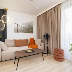 Modern Prestige Apartment with Parking in Kraków by Noclegi Renters