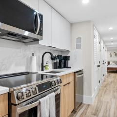 2-Bedroom Garden Suite, Private Entrance & Washer & Dryer, U Street