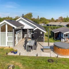 Holiday Home Gudmundine - 350m to the fjord by Interhome