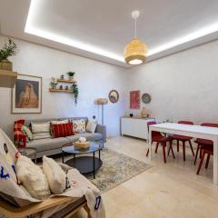 Modern Apt with Balcony & Pool in Central Marrakesh