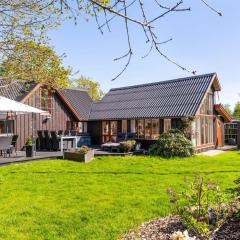 Holiday Home Valentin - from the sea by Interhome