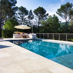 Le Domaine de l'Olivier, 20pers, piscine, sauna