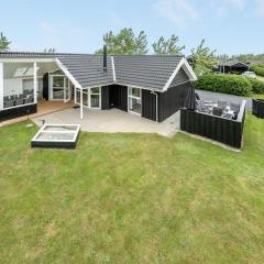 Holiday Home Harth - 700m to the fjord by Interhome