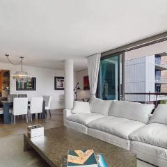 Superb Two Bedroom Condo in Santa Monica