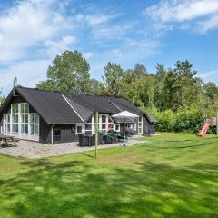 Holiday Home Eisa - 300m to the fjord by Interhome