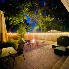 Myrtle's Paradise - 2 BR, 1 BA, Step to Crystal Beach