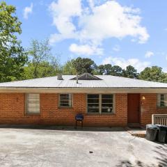 Broadmoor Bungalow - Unit A