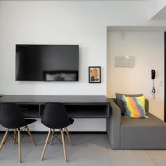 CS1218 I Studio Moderno, com varanda e cama Queen