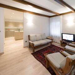 Pink Lady Spacious Apartment in Brez