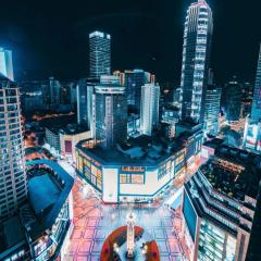 Style INS High-Altitude River View Hotel (Chongqing Jiefangbei Pedestrian Street Branch)