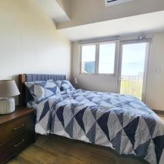 Modern 1 br in Park Mckinley West with Breathtaking view fast internet