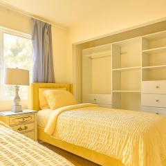 Malibu Beach - Nature 2BR Retreat
