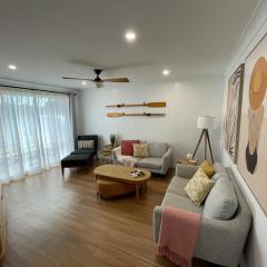 Tide 'n' Seek: Family Beach House with Games Room