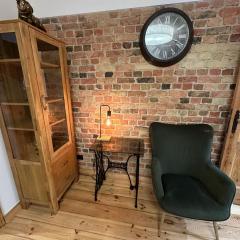 Wood 'n Brick