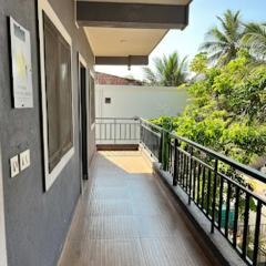 Hotel Aram Palace