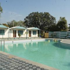 Longdrive Restaurant Hotel & Resort