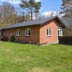 Holiday Home Eina - 250m from the sea by Interhome