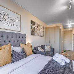 One Rosebank - Khanyi hideout