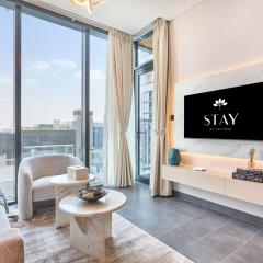 STAY BY LATINEM Luxury 1BR Holiday Home CB 0902 Near Burj Khalifa