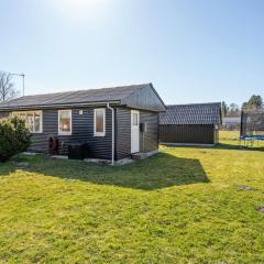 Holiday Home Julla - 1-5km from the sea by Interhome