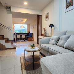 Nature & city view villa Bandung near Dago hotspot