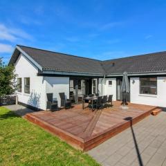 Holiday Home Kælle - 500m from the sea by Interhome