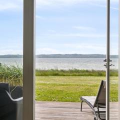 Apartment Monia - 20m from the sea by Interhome