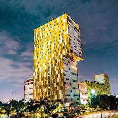Upscale 3 bedroom apartment at Villaggio