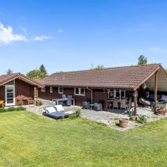 Holiday Home Wyanet - 600m from the sea by Interhome