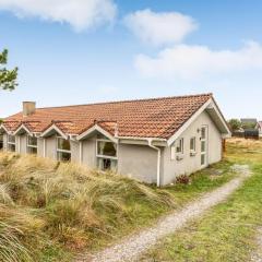 Holiday Home Annemone - 600m from the sea by Interhome