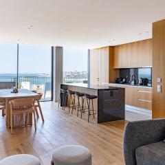 Bellevue Living Sea and City By MP