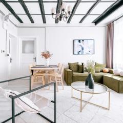 Modern Renovated Flat in the Heart of Istiklal