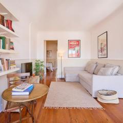 Bairro Alto Retreat with Balcony