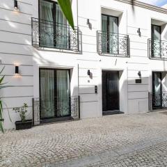 Luxurious 1BR AZULIS holiday Suite#1 in historical centre Olbia