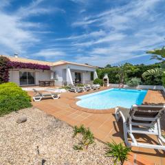 Casa Garrod - Spacious Family Villa