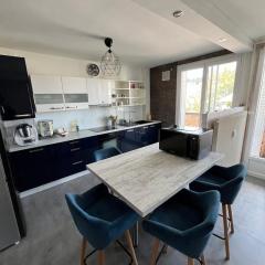 Spacieux T3 moderne avec balcon 6 pers, hyper centre Clermont